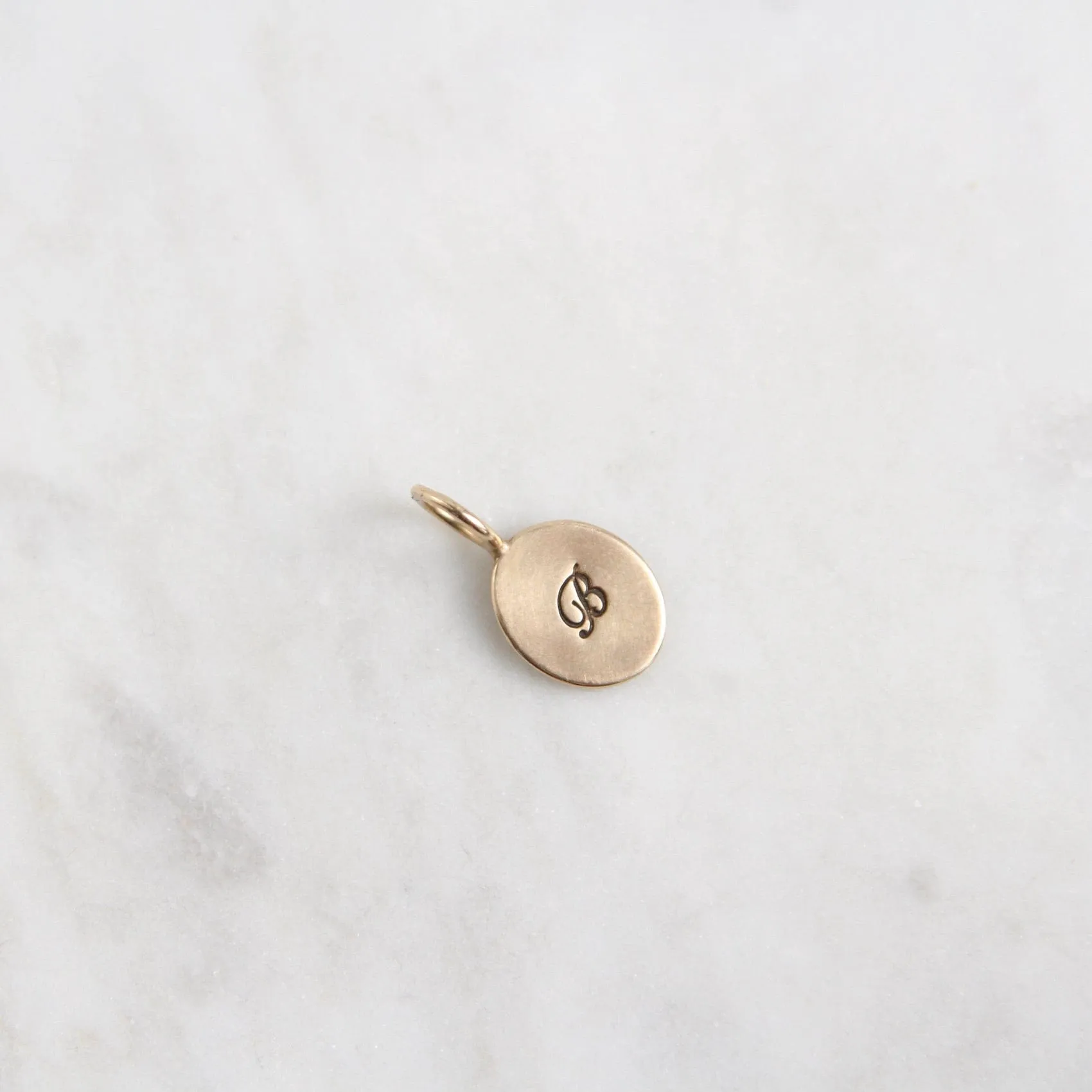 14k Yellow Gold Oval Stamped "B" Initial Charm