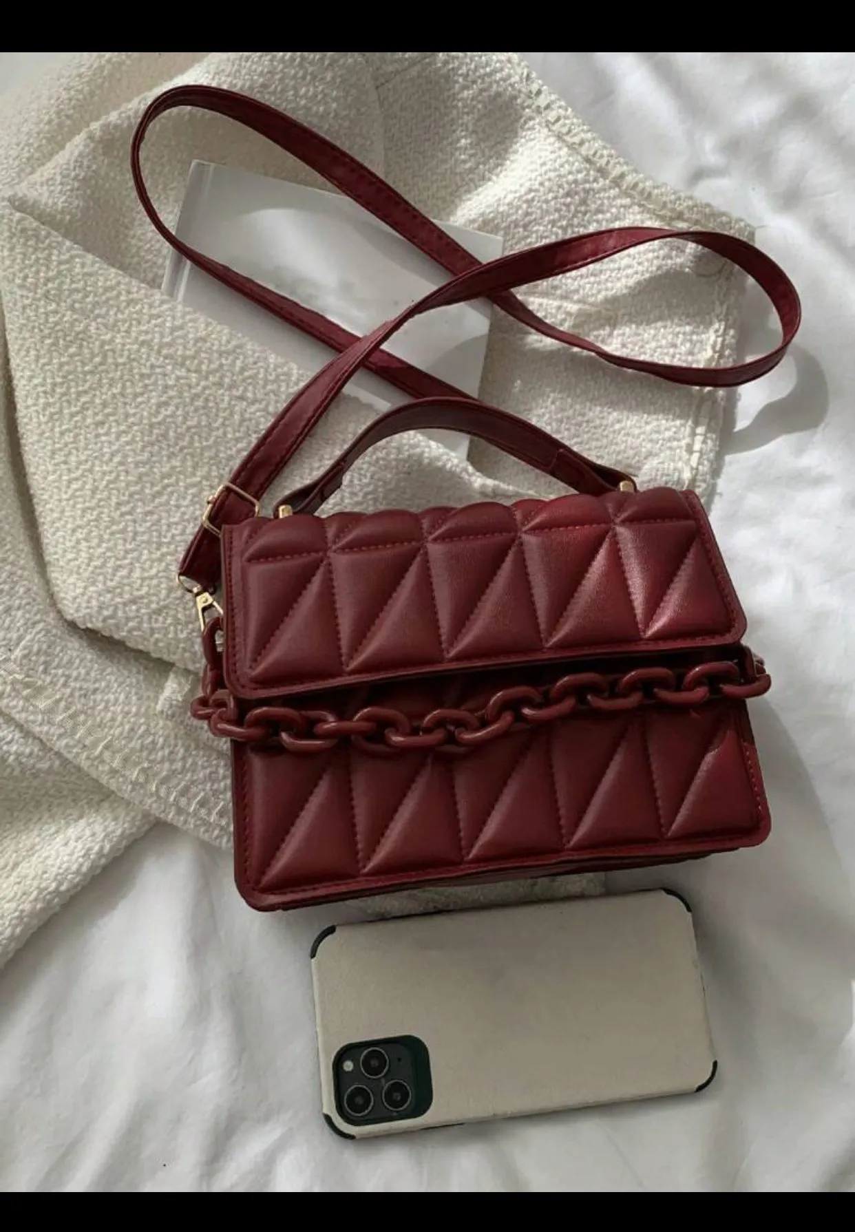 2025 New Trendy fashion one shoulder dialogue packege,Simple diamond grid popular handbag (imported)