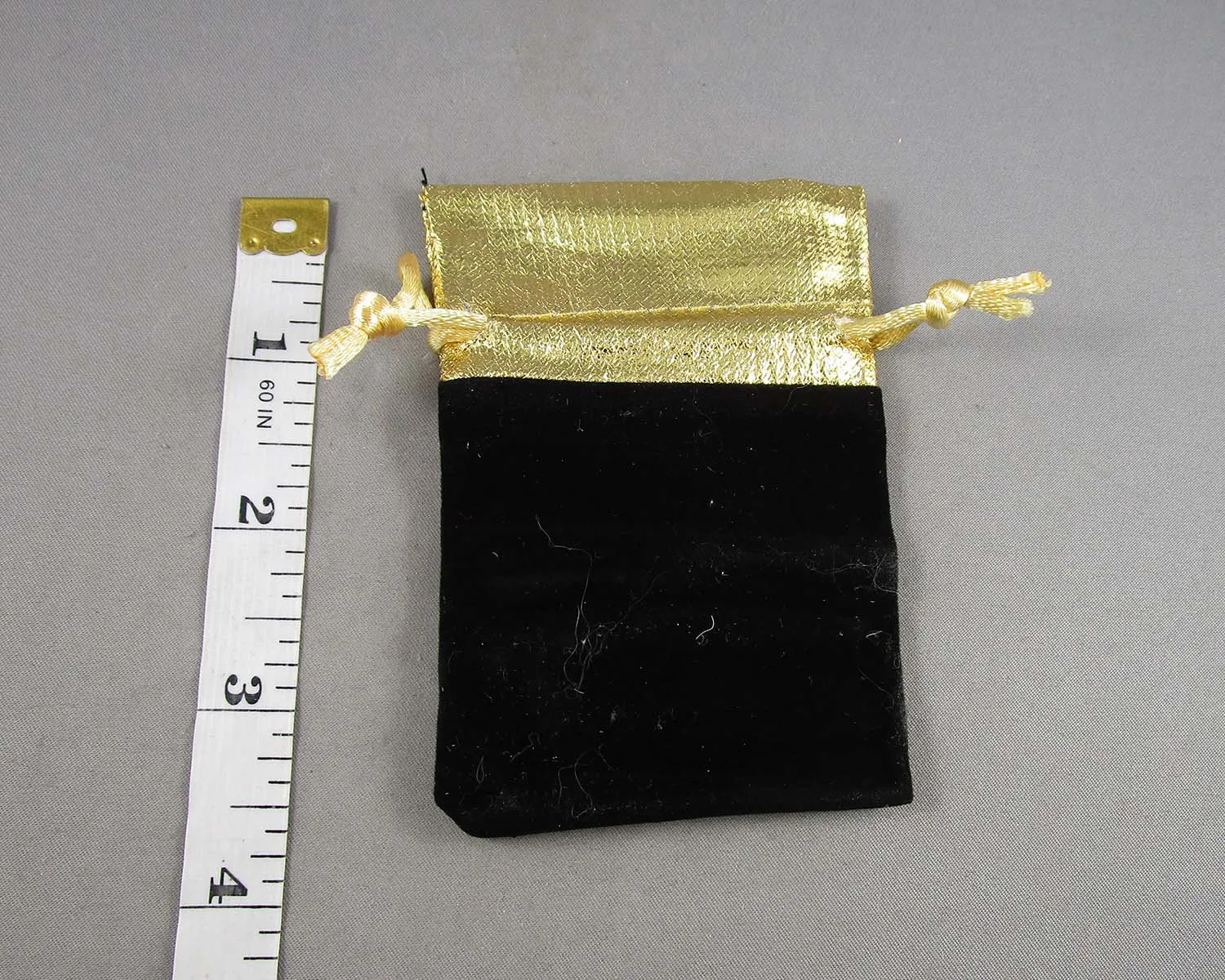 30% OFF!  Gold Top Black Velvet Bag for Gemstones 9x7cm 5pc (4004)