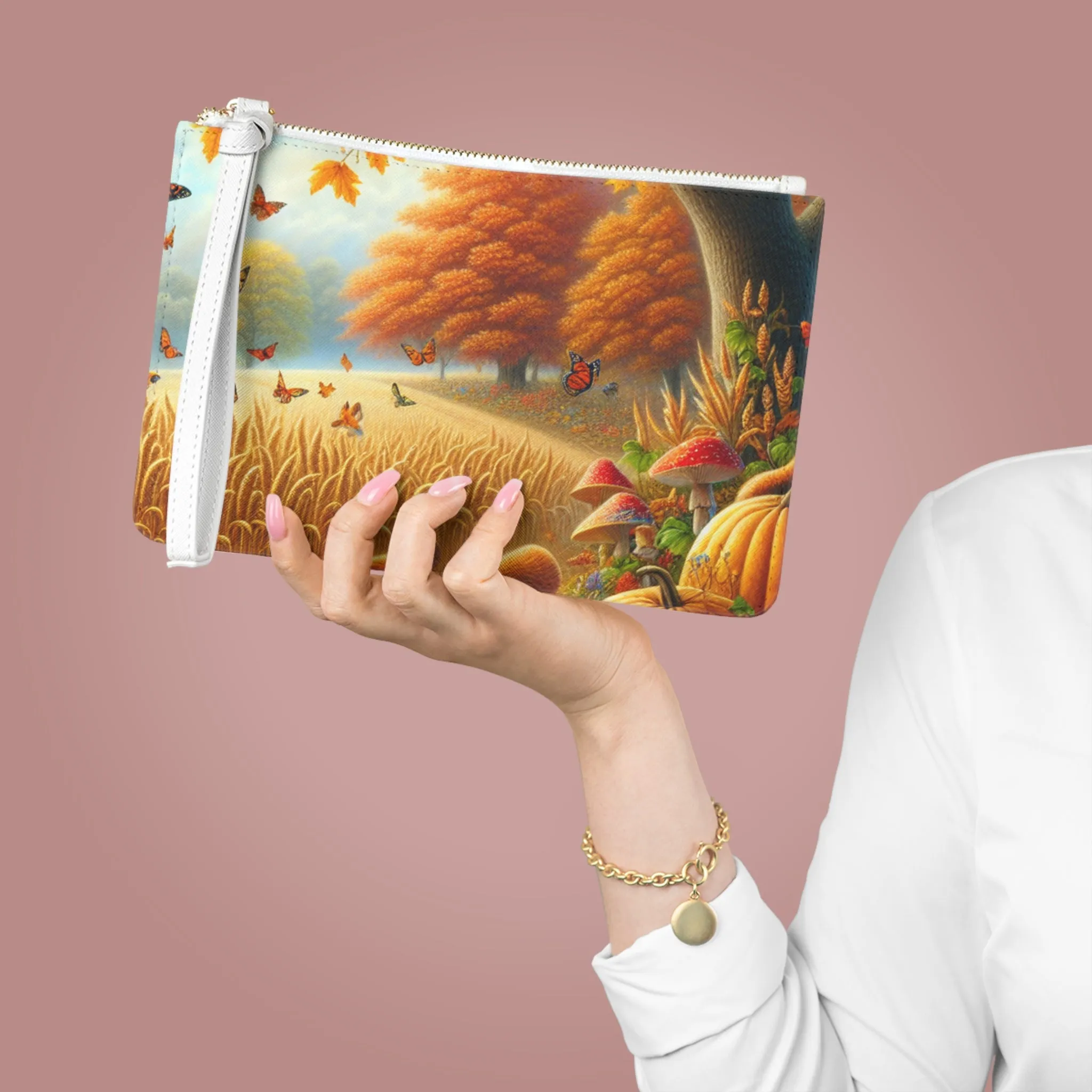 Amber Kensington - Clutch Bag
