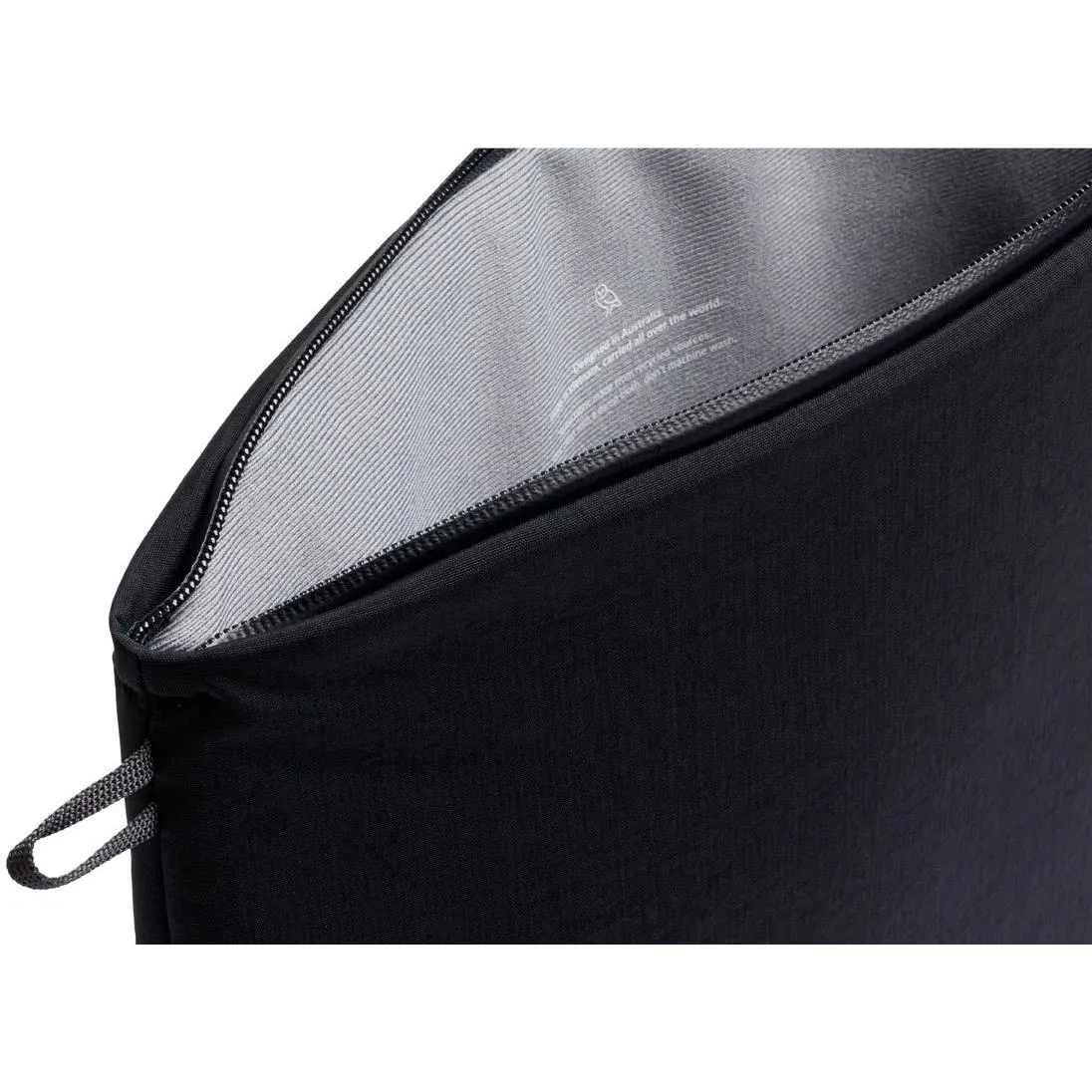 Bellroy Lite 16" Laptop Sleeve (Black)