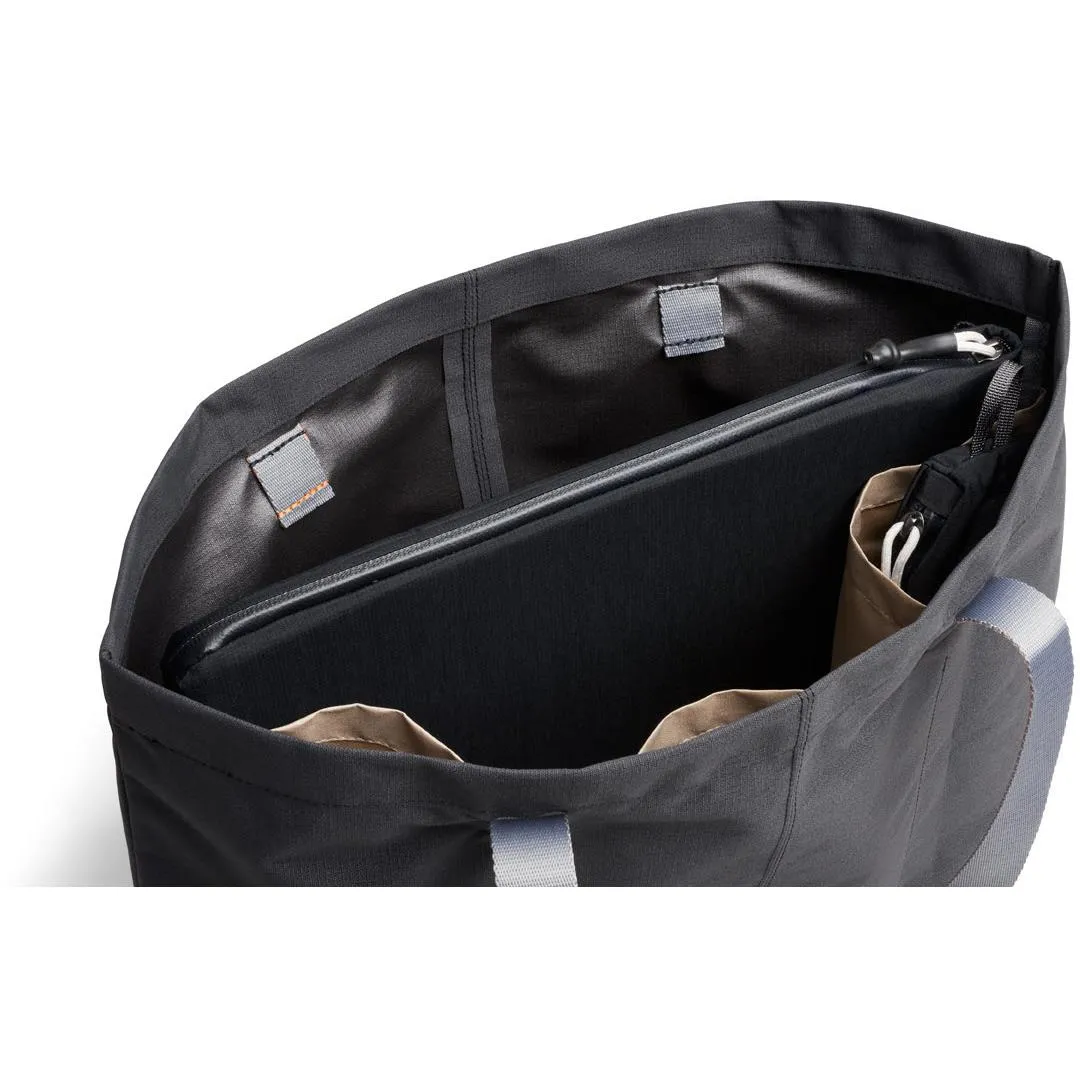 Bellroy Lite 16" Laptop Sleeve (Black)