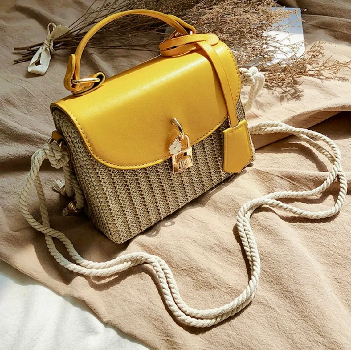 CANNES STRAW BAG