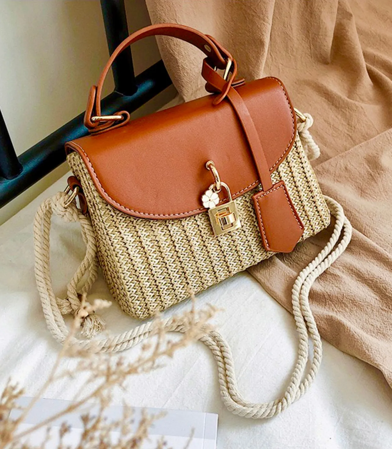 CANNES STRAW BAG