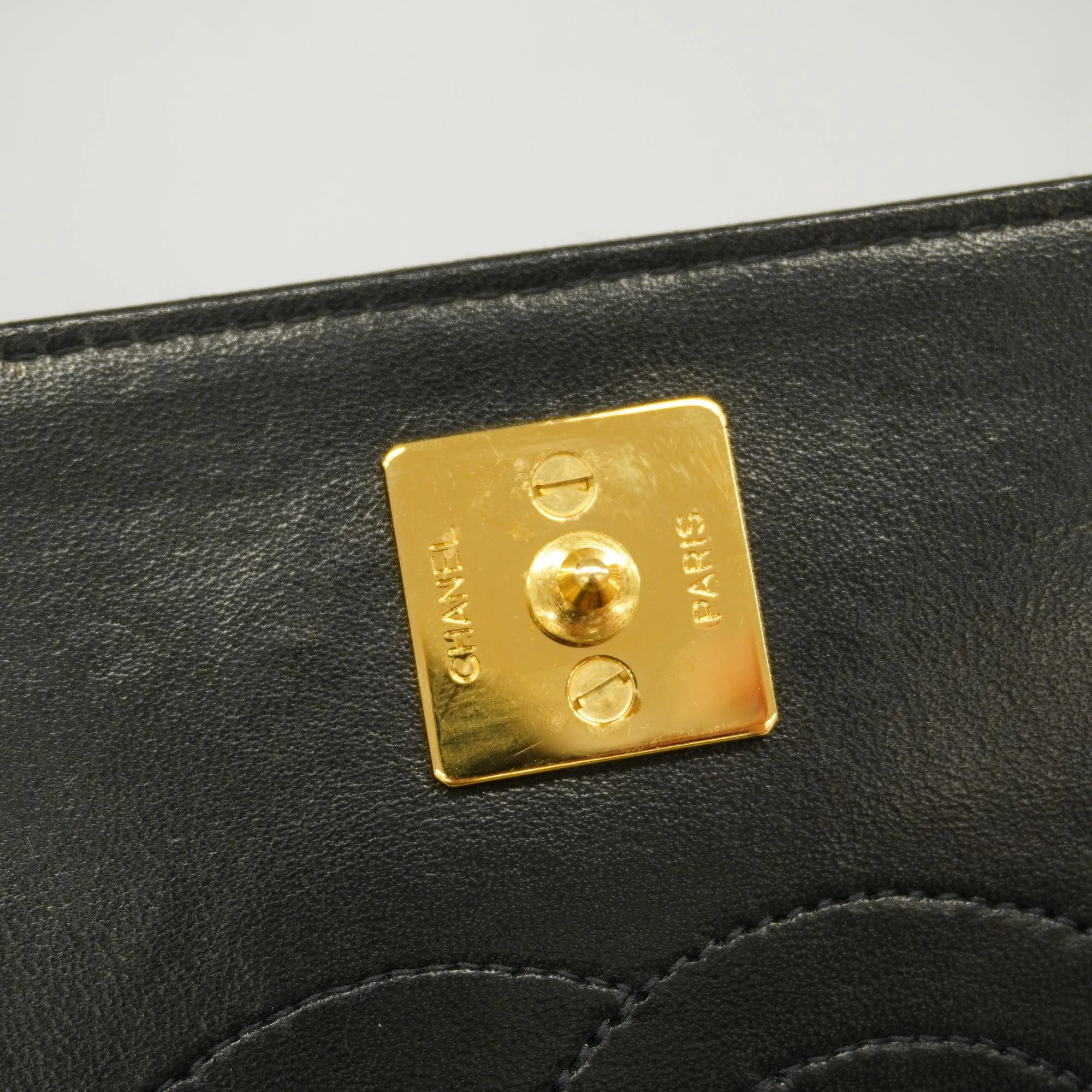 CHANEL   Matelasse Chain Shoulder Women's Leather Shoulder Bag Black Leather Shoulder Bag Black