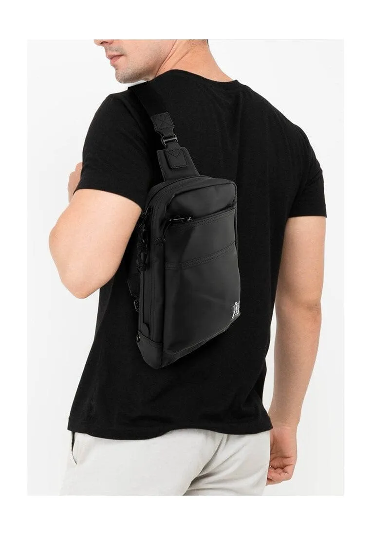 Coated Dry Track Slingbag - Black