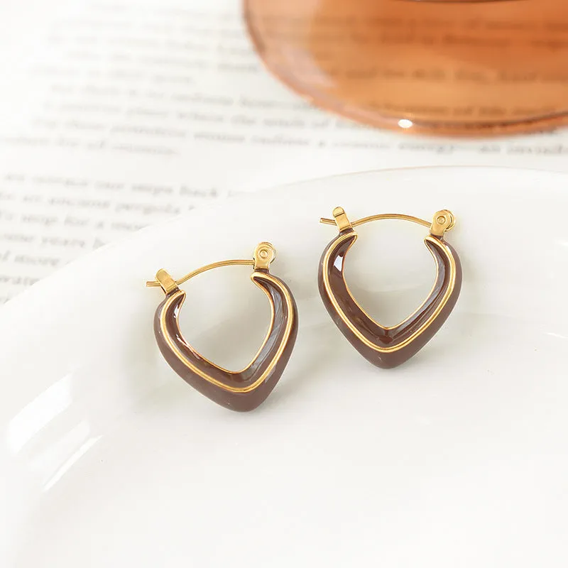 Elegant V-Shaped Gold-Plated Earrings for a Stylish Look