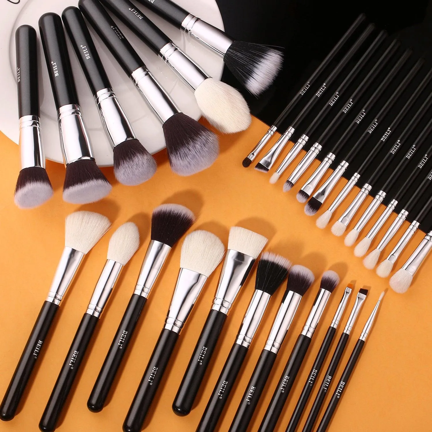 Essentials Brush Collection (B30/25/22/20PC)