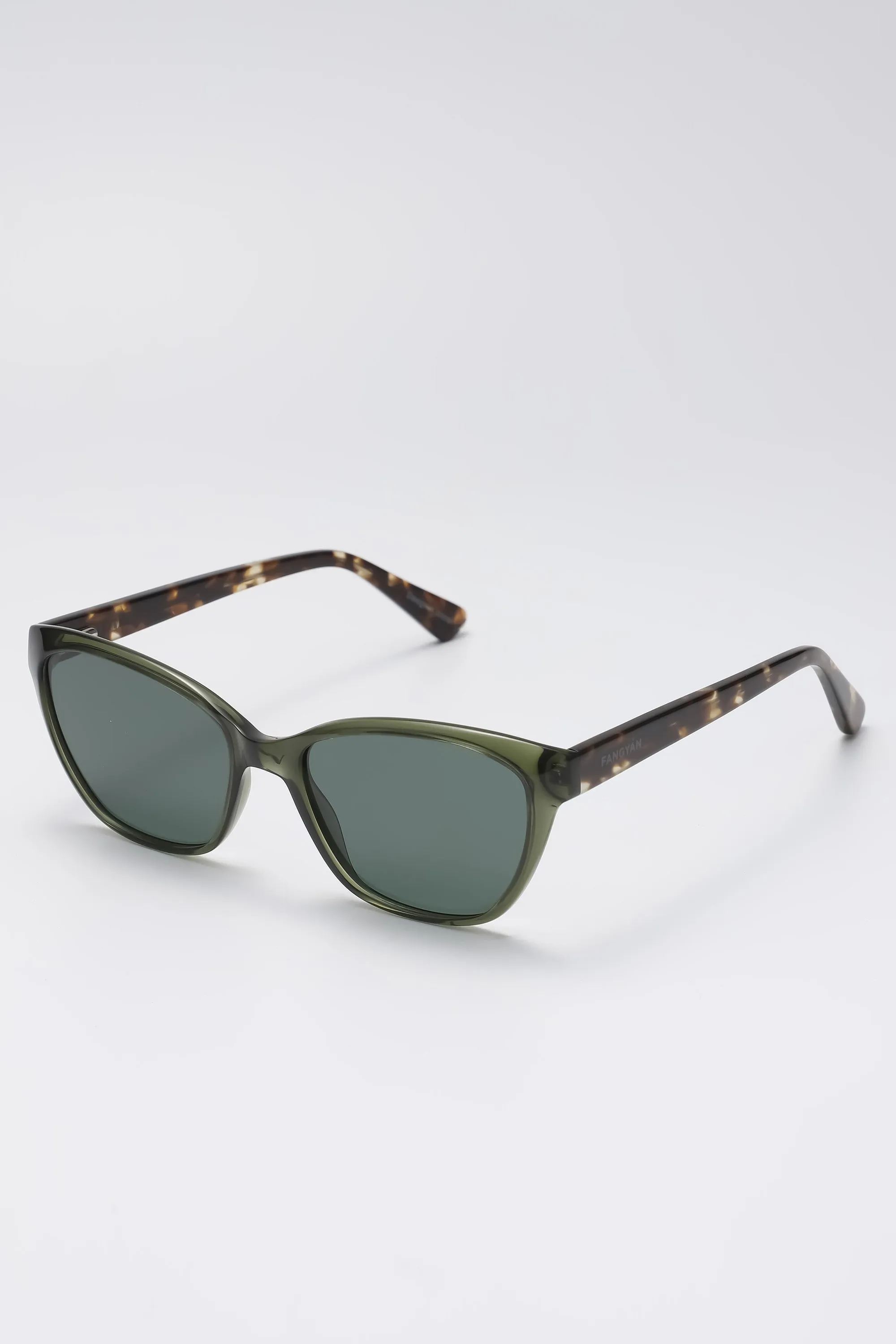 Fangyan | Cat-Eye Clear Green Sunglasses