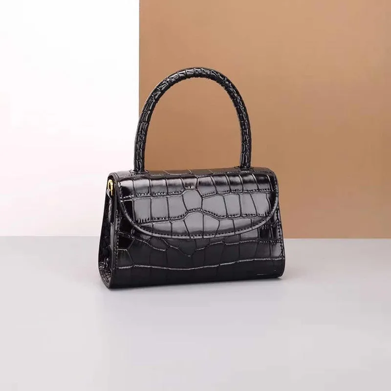 Fashionable Leather Handbag