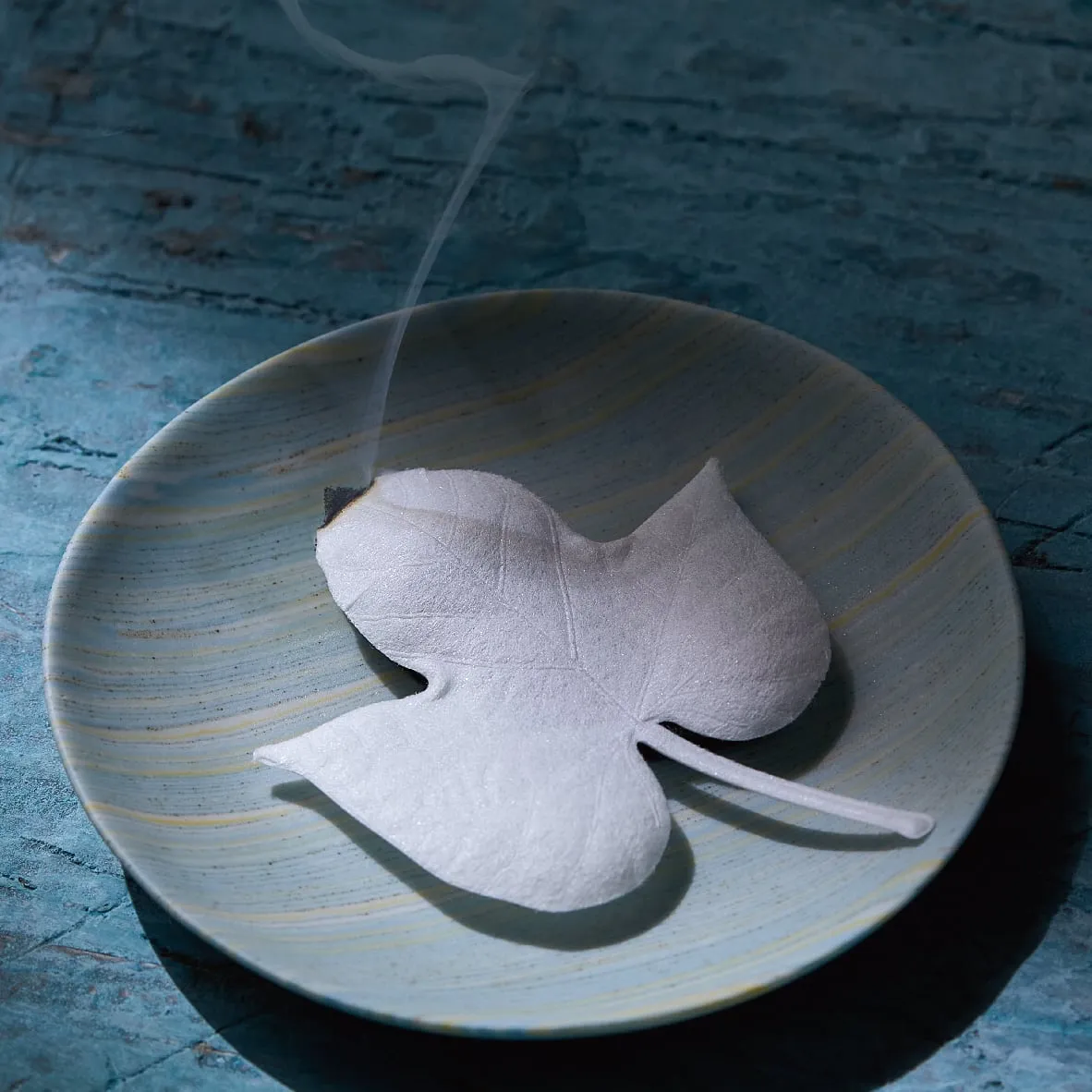 HAKO Paper Leaf Incense (Summer) ‐ Linden