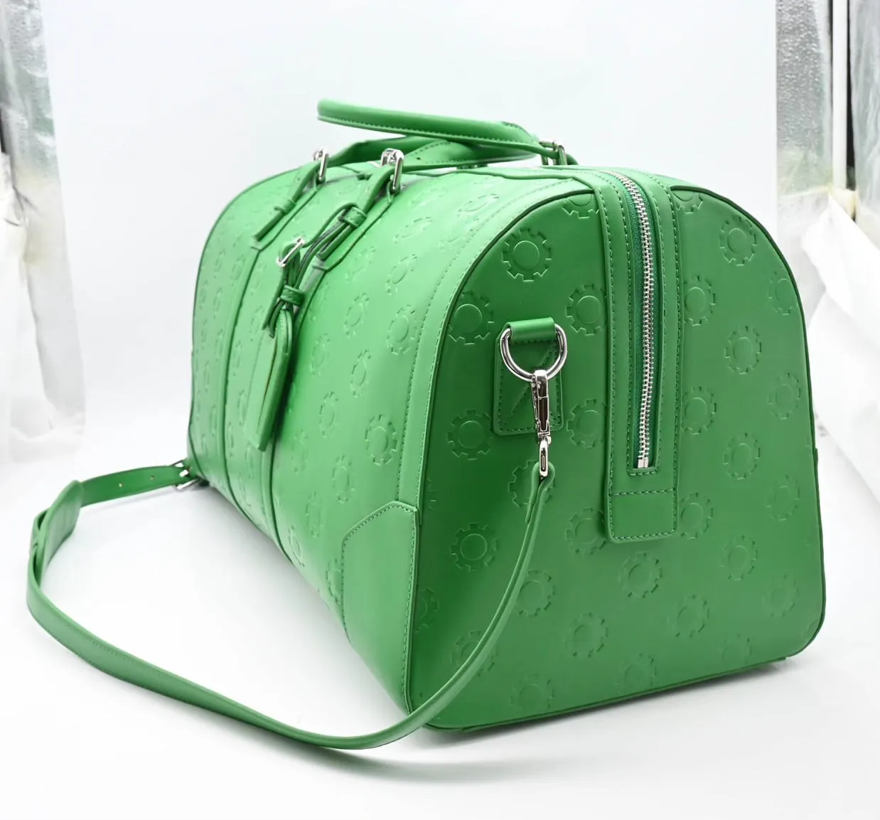 "Travel Gear" Duffle Bag (BOTTEGA GREEN)