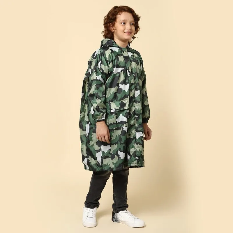 THE CLOWNFISH Felix Series Kids Waterproof PVC Longcoat with Adjustable Hood & Extra Space for Backpack/Schoolbag Holding. Plastic Pouch. Kid Age-12-13 years (Size-42-White)