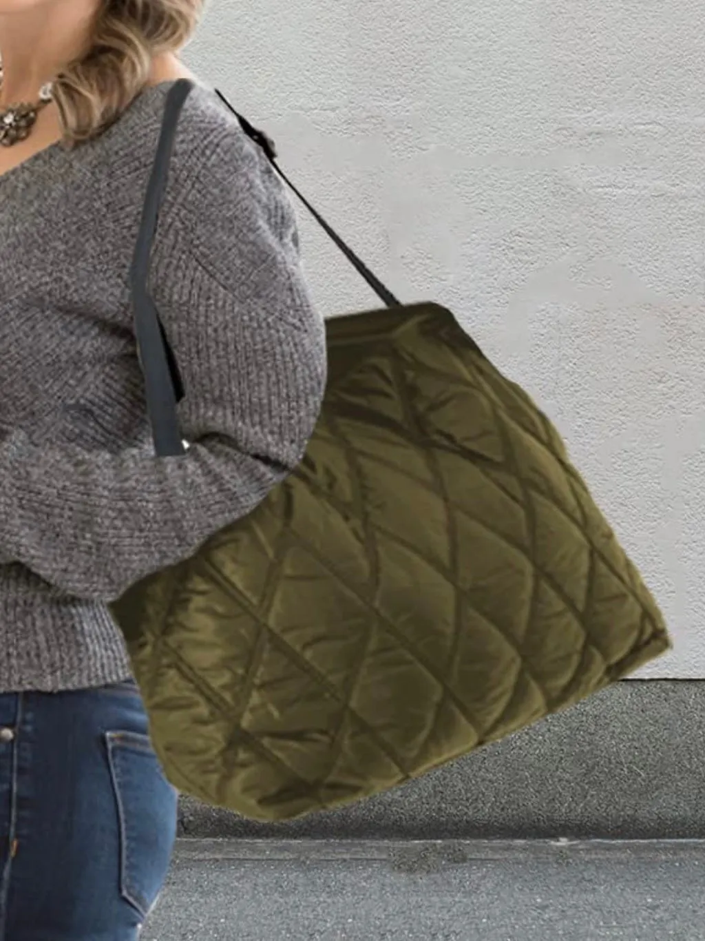 Triangle handbag